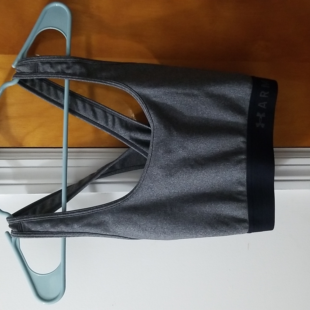 Women's Under Armor compression sports bra
